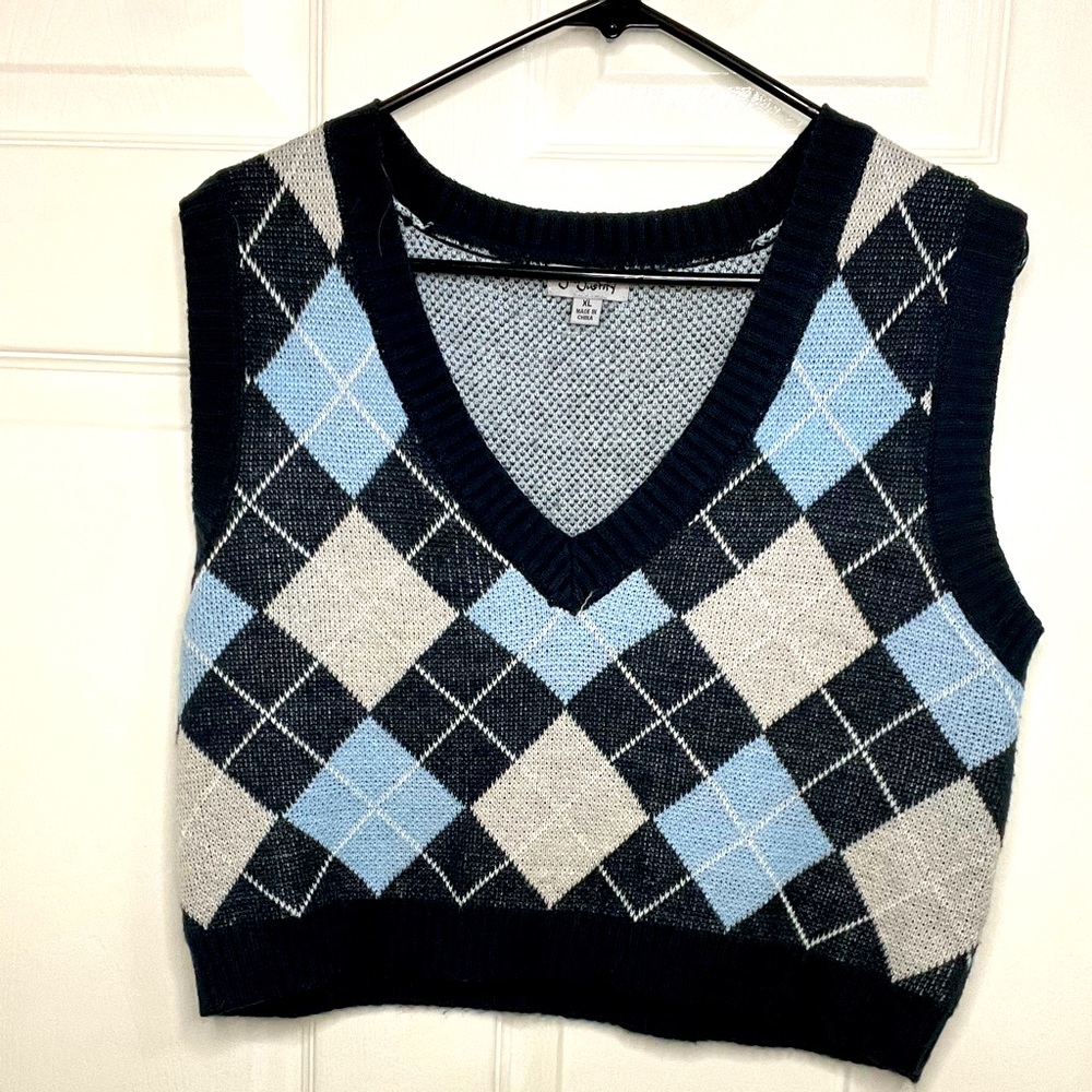 Argyle blue top, trendy, gen Z vest sweater